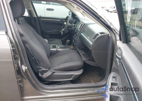 2010 Chrysler 300 Touring из США, поврежденный, VIN 2C3CA4CD2AH224291